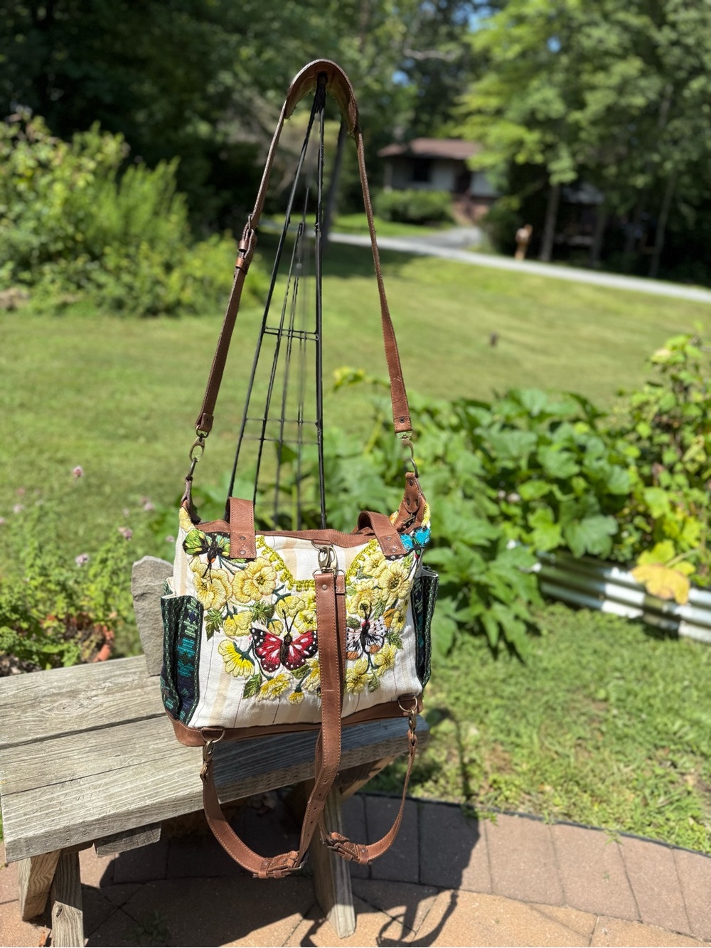 Butterfly & Floral Embroidered Canvas Tote/ convertible day bag - Picture 7 of 12